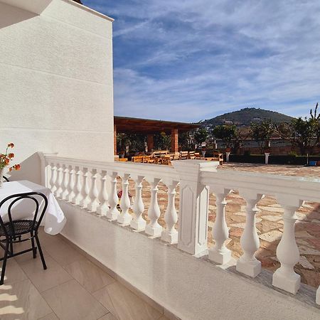 Villa JOSANA Sarandë Esterno foto