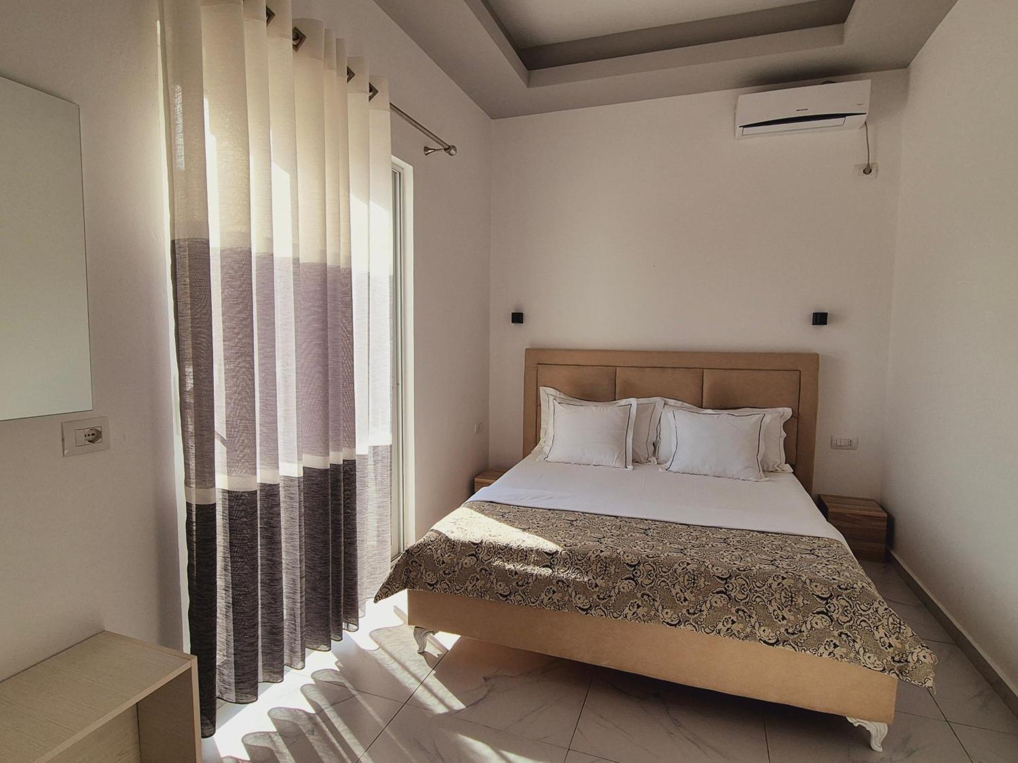 Villa JOSANA Sarandë Esterno foto