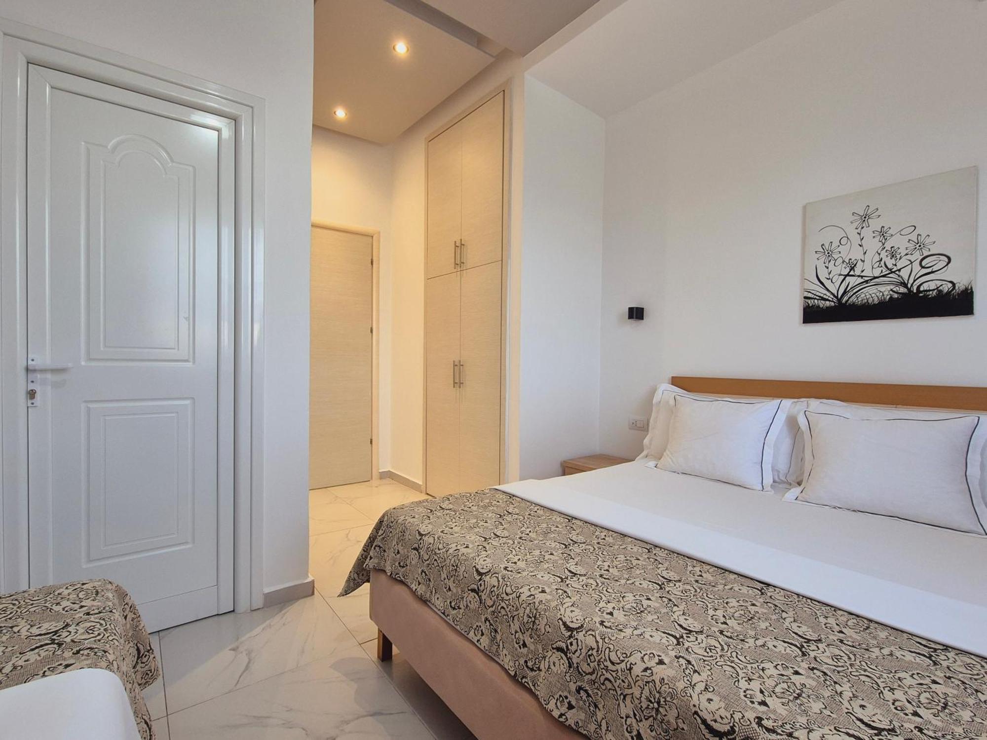 Villa JOSANA Sarandë Esterno foto