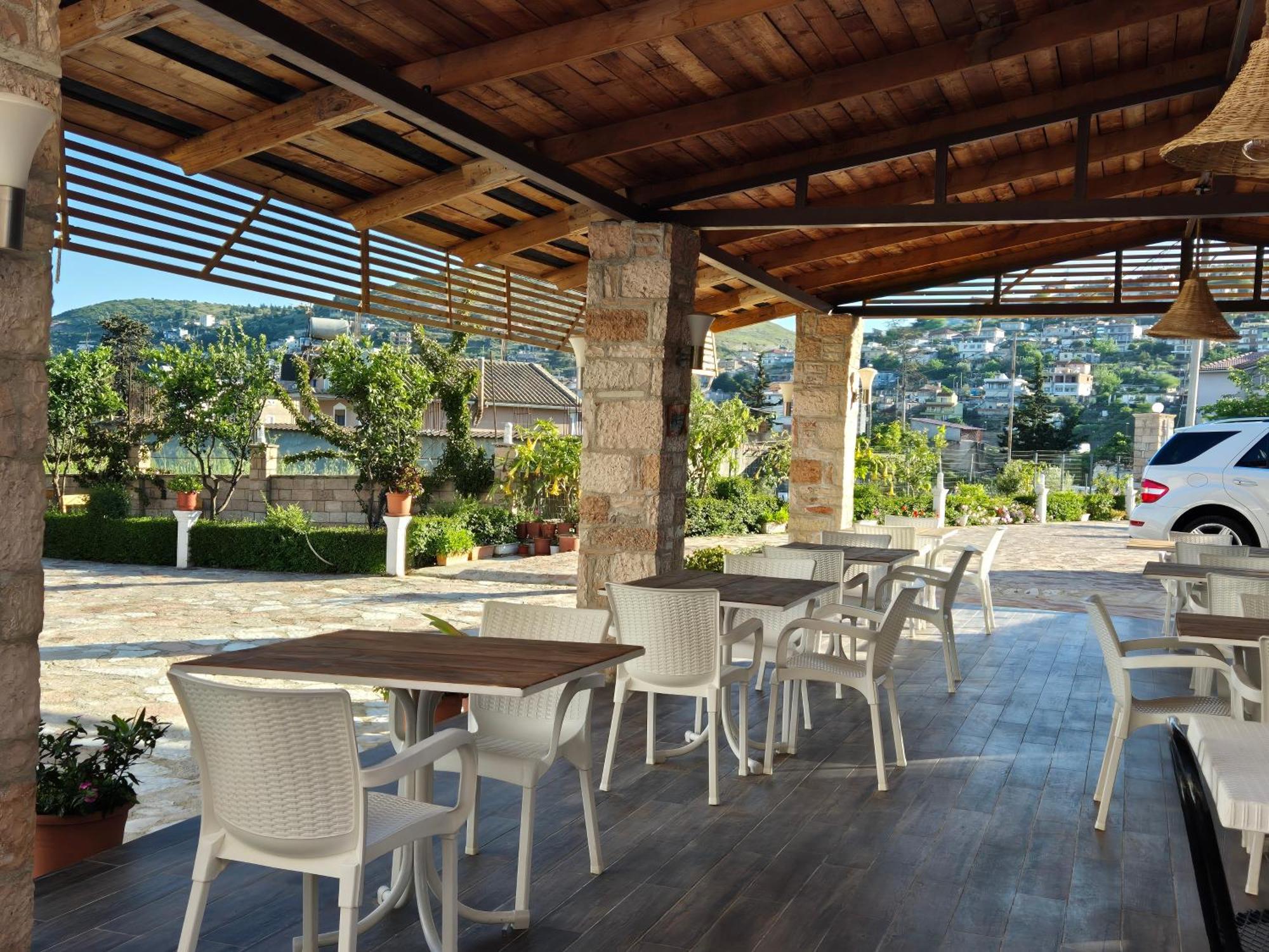Villa JOSANA Sarandë Esterno foto
