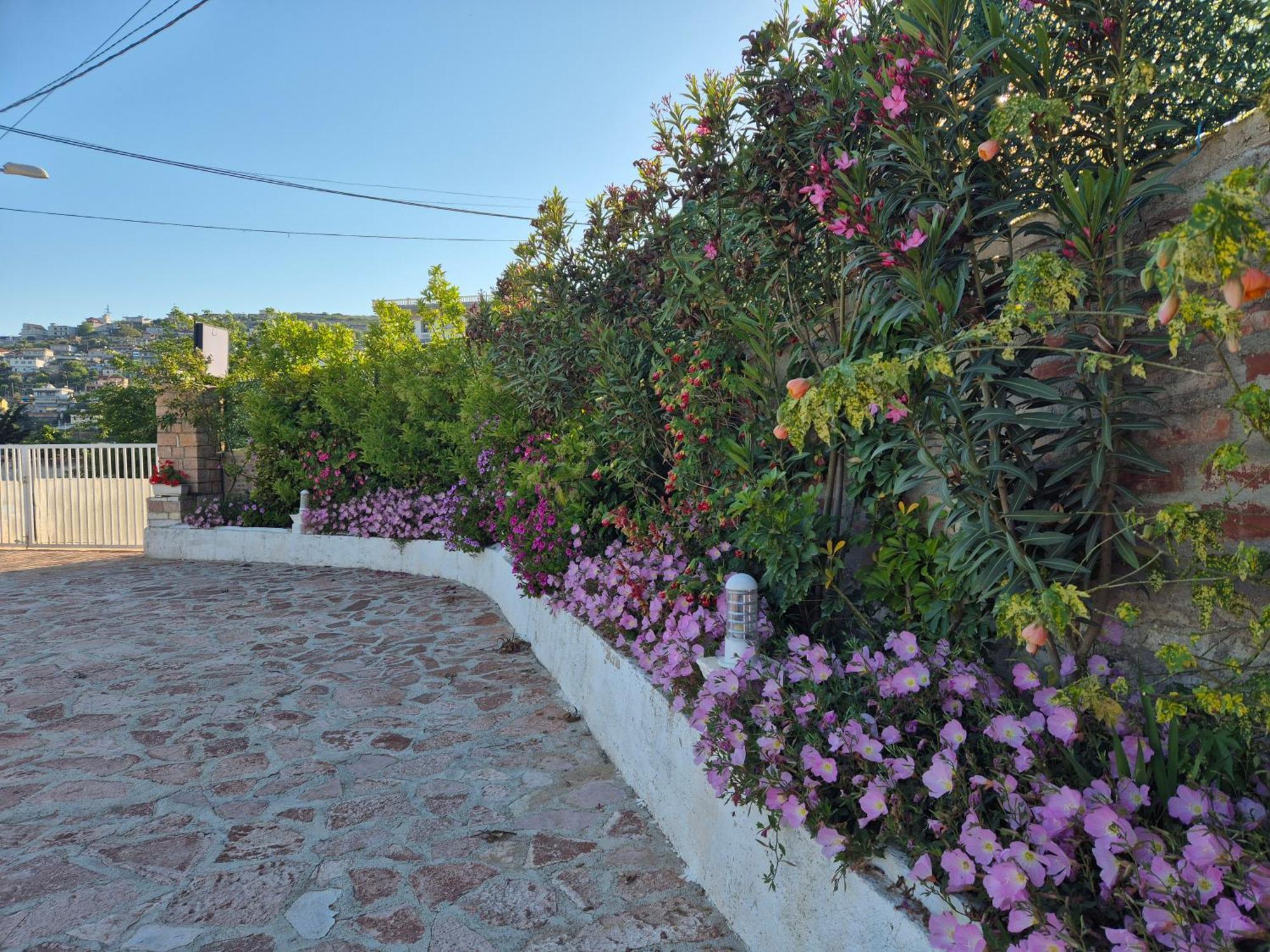 Villa JOSANA Sarandë Esterno foto
